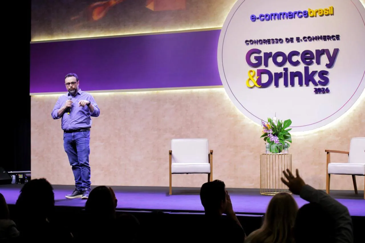 Rodrigo Nasser expõe perspectivas sobre o futuro da IA durante o Grocery & Drinks