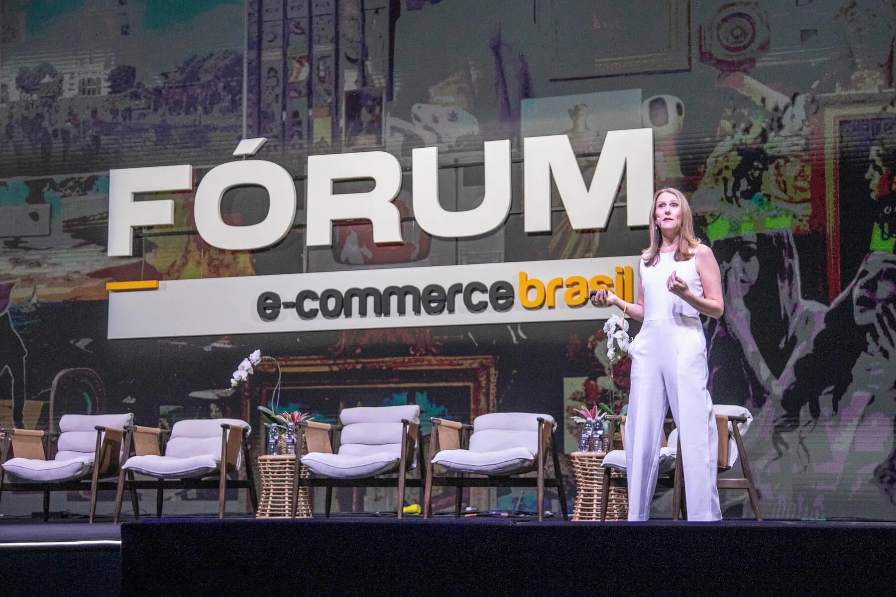 Brasil será a próxima grande potência do <nowrap>e-commerce</nowrap>, segundo Zia Wigder da eMarketer