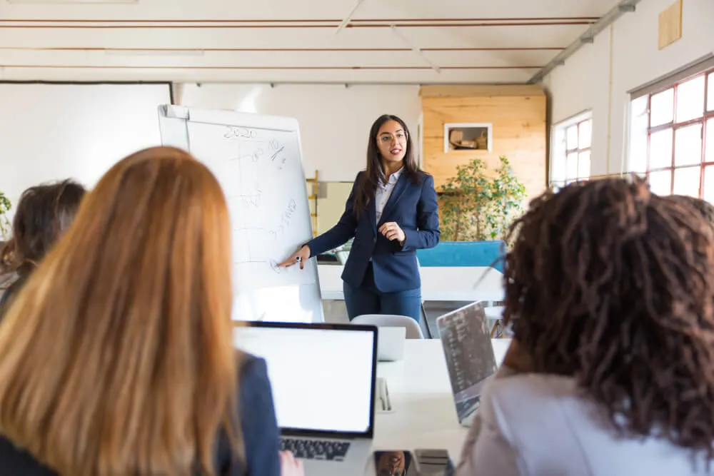 Infracommerce e ESPM reforçam parceria em cursos de capacitação para profissionais de trade marketing