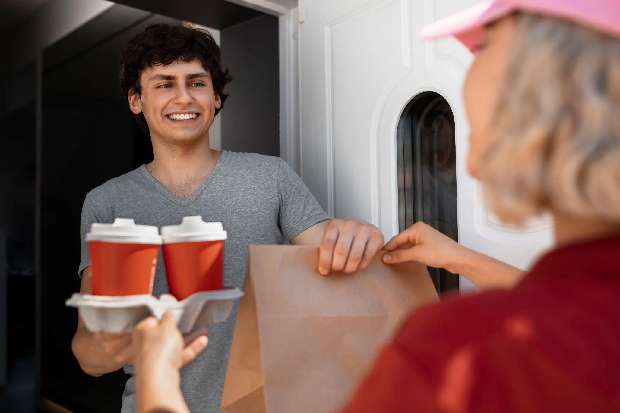 Pedidos de café da manhã impulsionam entregas por delivery no Brasil, revela iFood