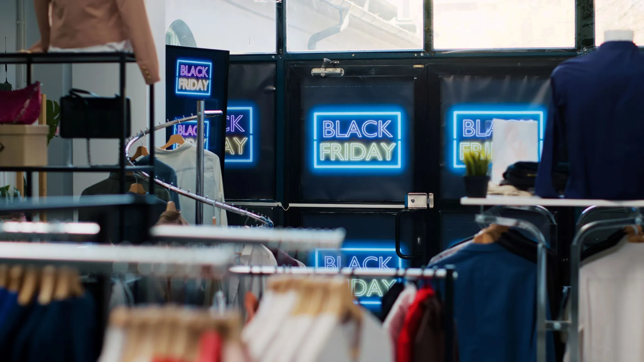 Black Friday é a segunda data do comércio mais pesquisada pelos brasileiros no último ano