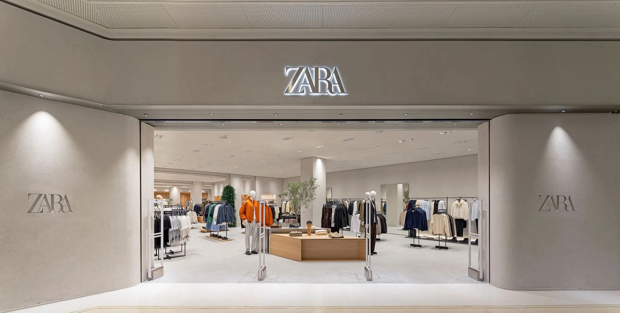 Mesmo com economia desacelerada, China continua na mira da Zara para expansão online, diz CEO