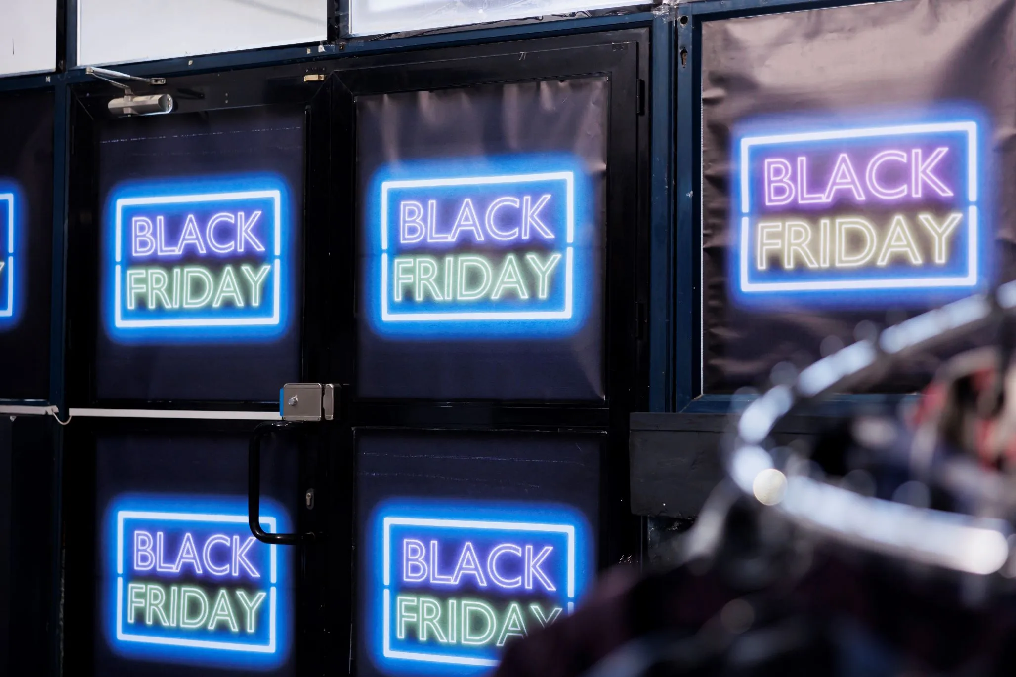 Comércio eletrônico já arrecadou R$ 2,3 bilhões em vendas durante a Black Friday