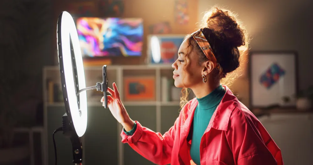 IA, brandship e influencer: o novo tripé do marketing de resultados em 2025