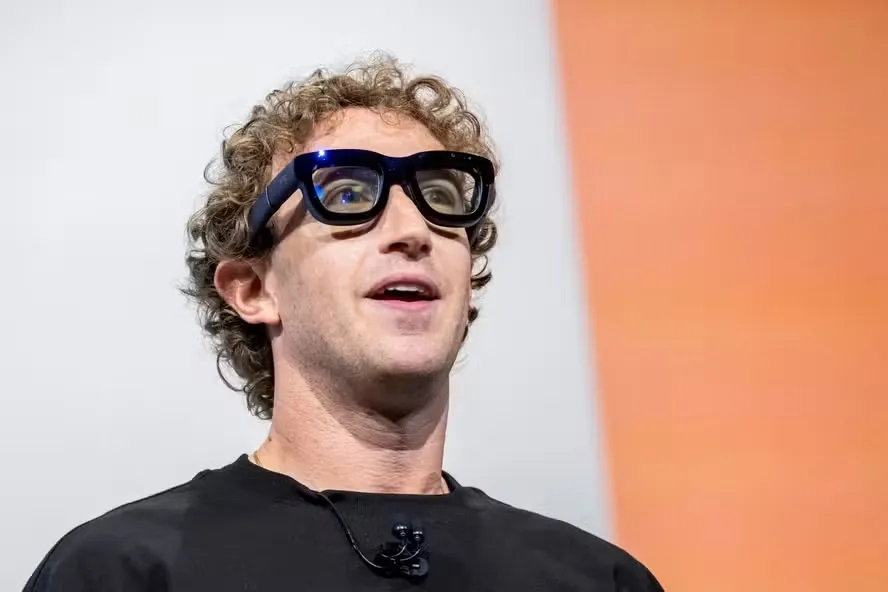 Meta adquire fatia na EssilorLuxottica e reforça aposta em óculos inteligentes