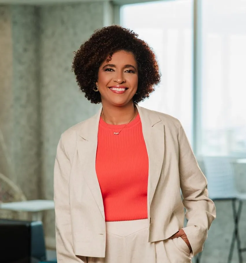 Hoje no Fórum: Regina Rufino destaca liderança e cultura nos CDs do Mercado Livre