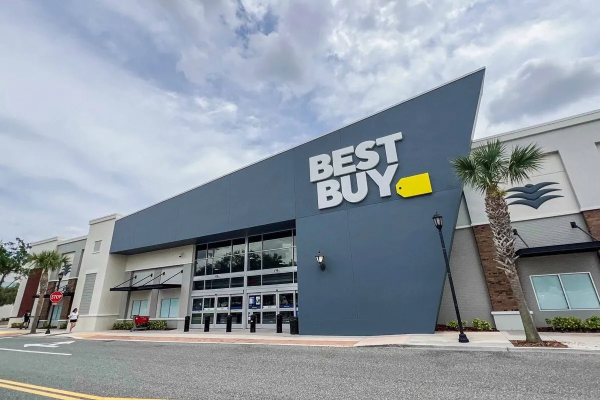 Best Buy lança marketplace e aumenta variedade de produtos online