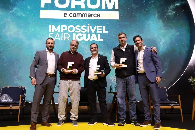 O impacto da Inteligência Artificial na comercialização de produtos e experiência dos clientes