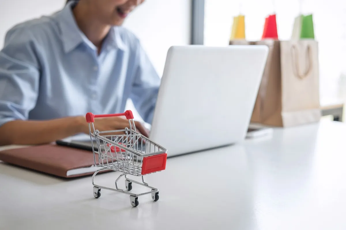 Modelo D2C movimenta bilhões de reais no 1º semestre