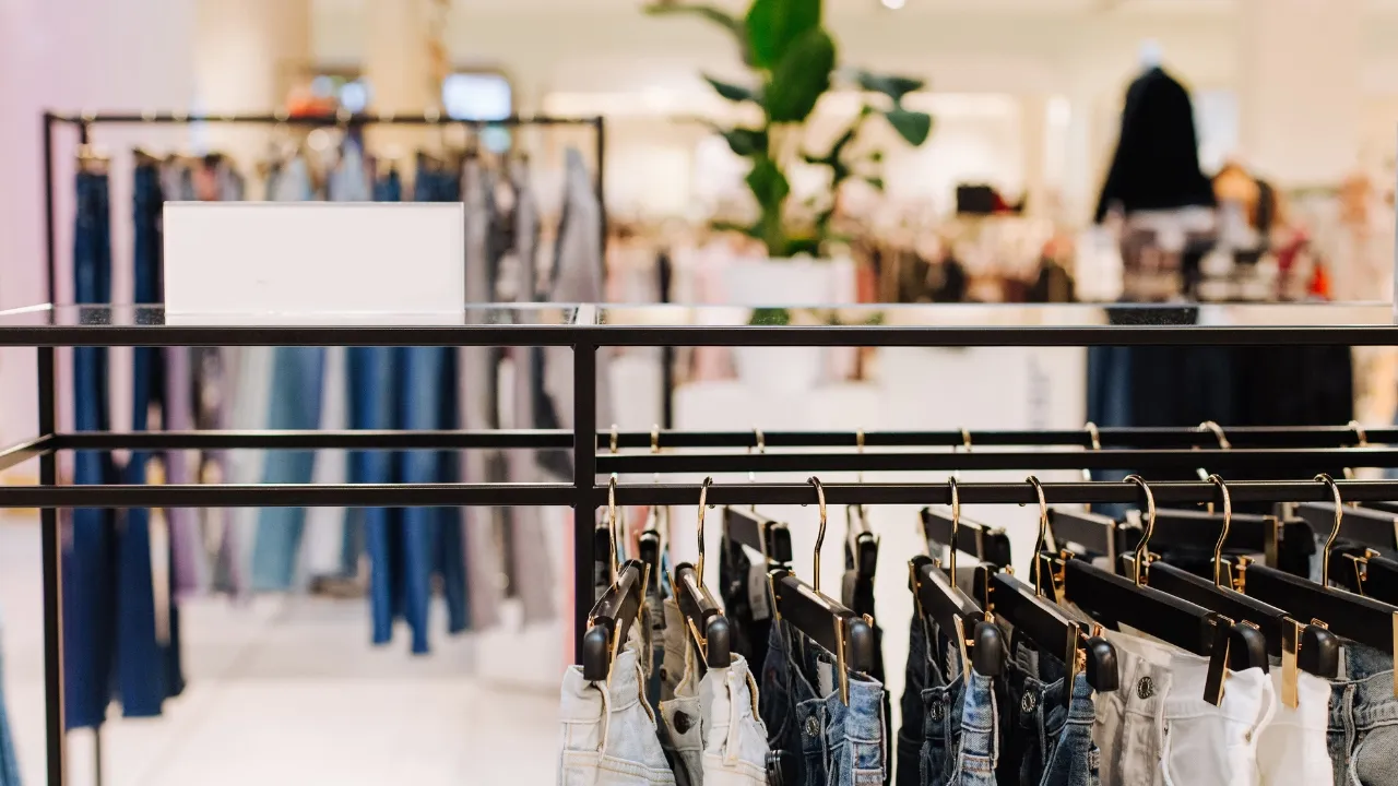 Confiança do varejo atinge o menor nível desde a pandemia