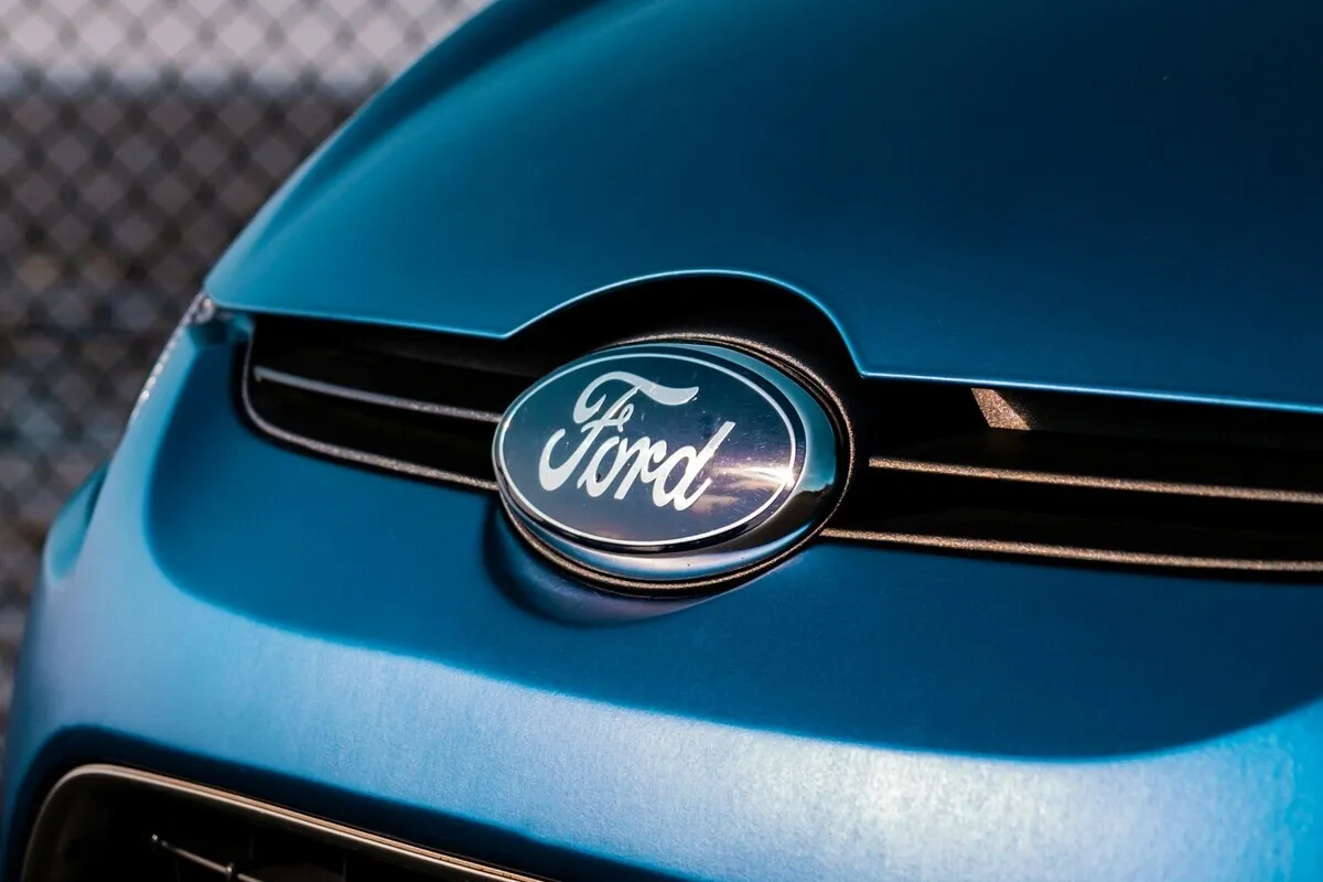 Ford inicia venda de seminovos na Amazon