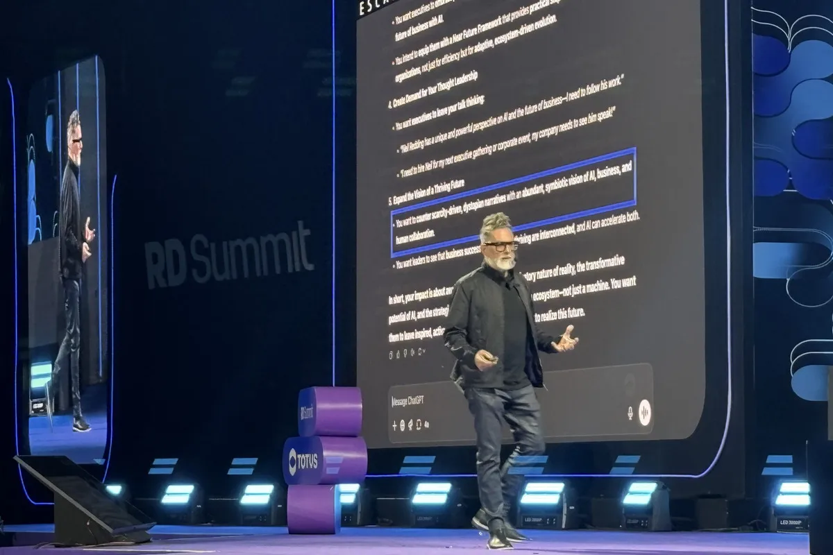 O futuro da IA será de simbiose, não de substituição - Neil Redding