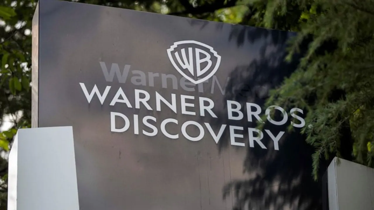 Warner Bros. Discovery rejeita oferta da Paramount e reforça fusão com Netflix