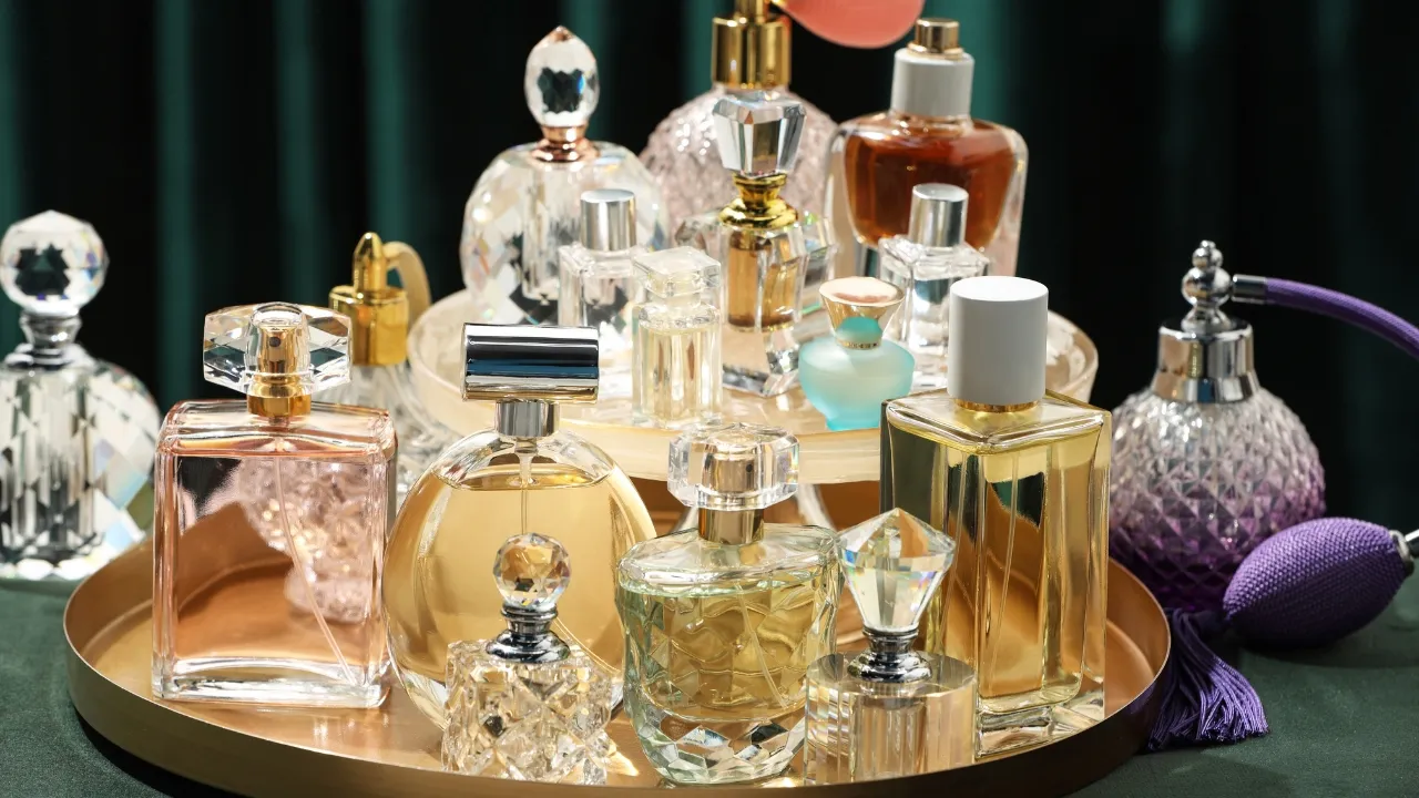 Perfumaria de luxo deve movimentar US$ 7,6 bilhões até 2032