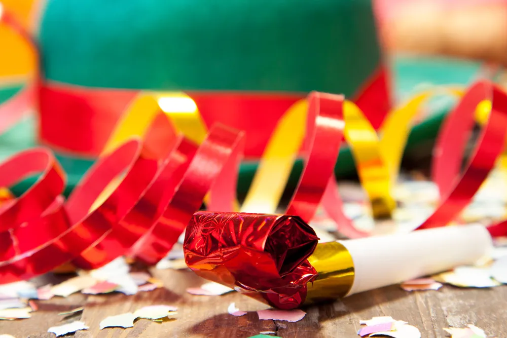 Carnaval amplia consumo digital e influência de criadores, aponta Kwai