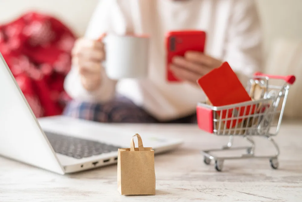 Promoções lideram decisão de compra no e-commerce, aponta Kwai