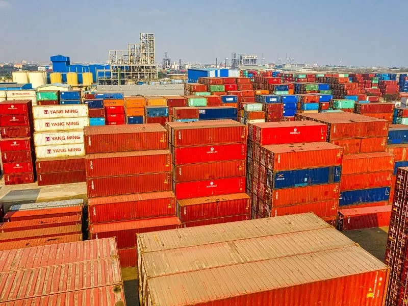 Como brasileiros estão importando direto da China e dobrando suas margens