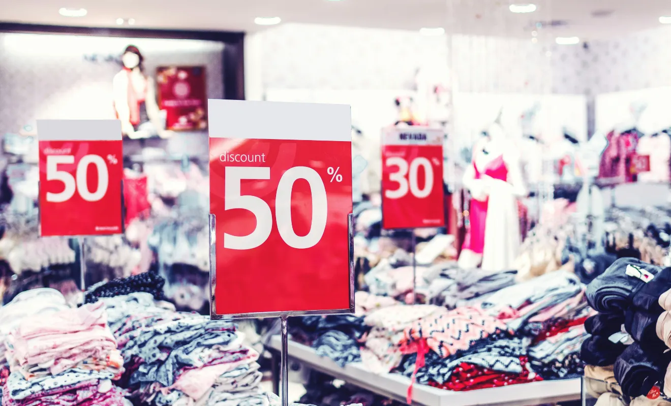 Roupas lideram intenção de compra na Black Friday 2026, aponta estudo